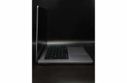 Apple MacBook Pro 16″ 2021 M1 Pro 1TB Space Gray 89% akku - 12 HÓ GARANCIA