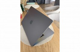 Apple MacBook Air 15” M3 / 8 GB / 256 GB