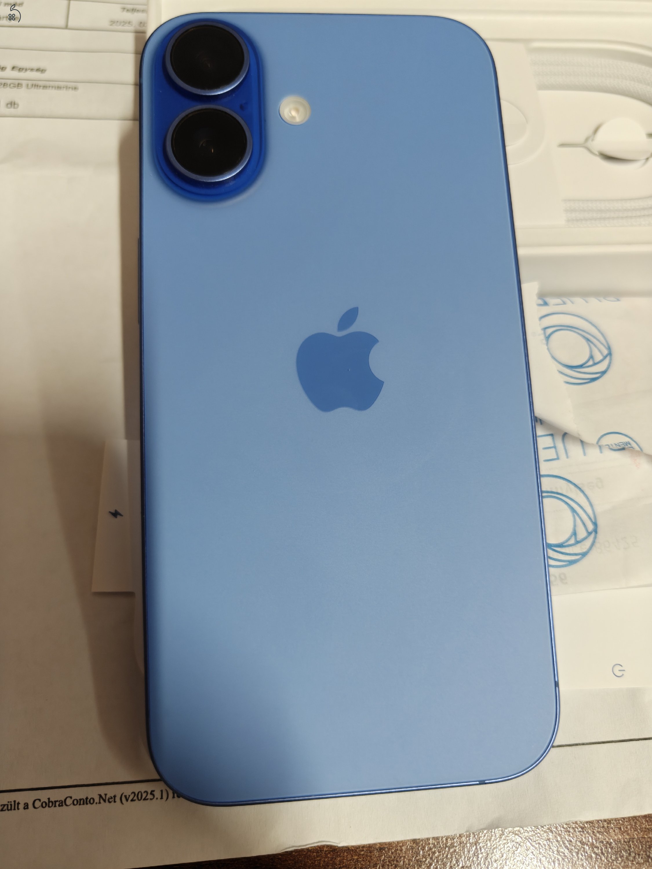 Apple iPhone 16 128GB Ultramarine Kártyafüggetlen 99%
