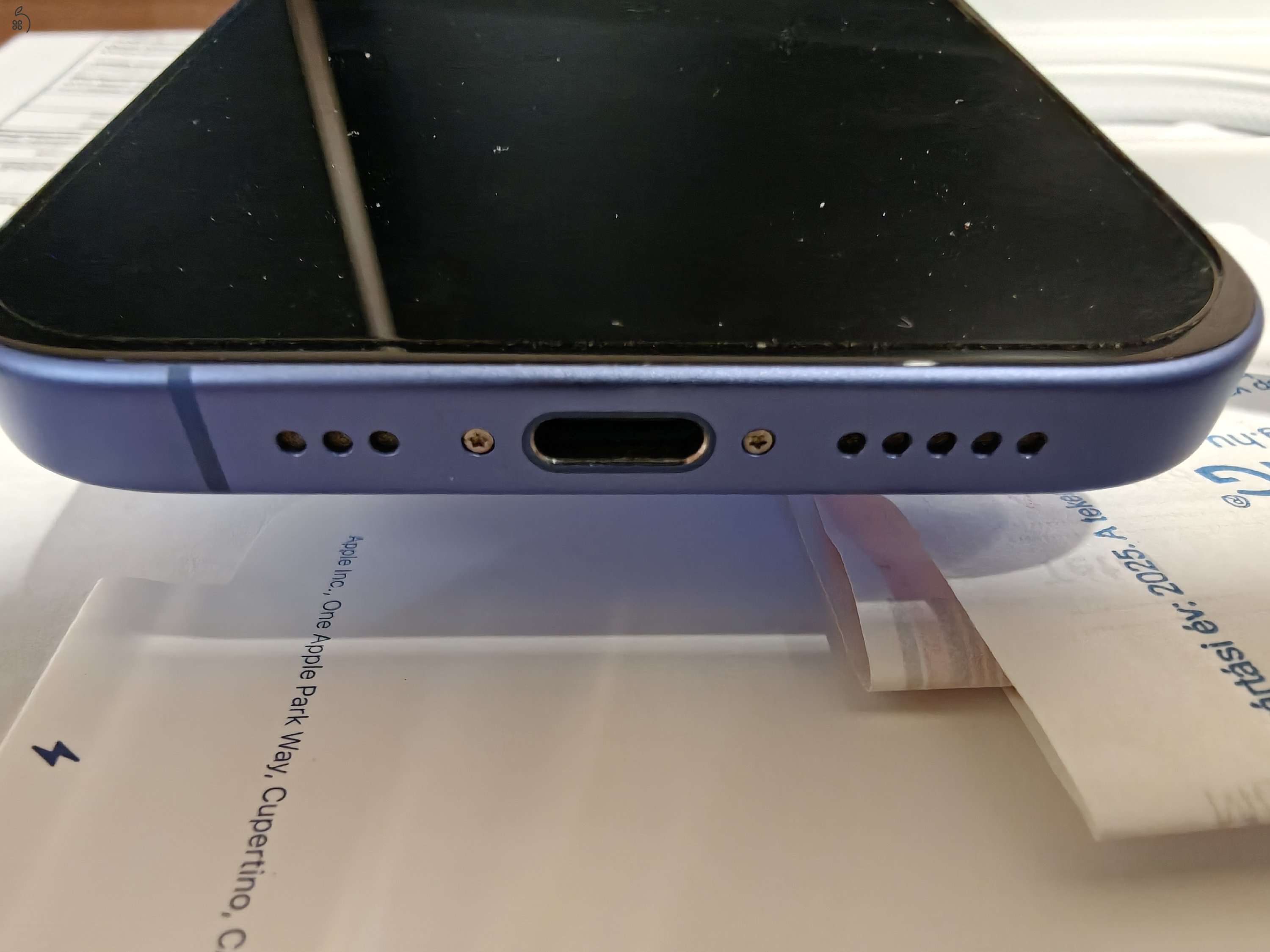 Apple iPhone 16 128GB Ultramarine Kártyafüggetlen 99%