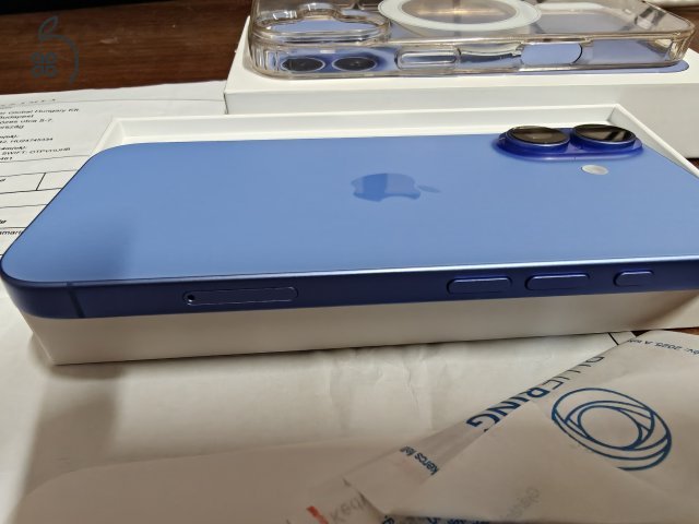 Apple iPhone 16 128GB Ultramarine Kártyafüggetlen 99%