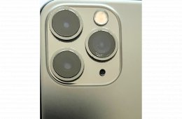 iPhone 11 Pro - 256 GB - Space Grey - apró hibával