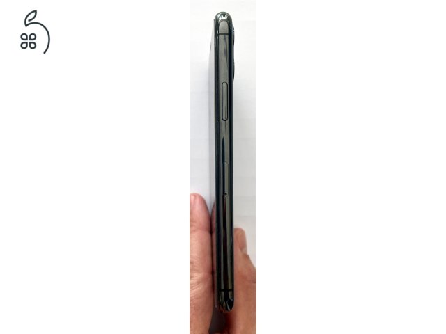 iPhone 11 Pro - 256 GB - Space Grey - apró hibával