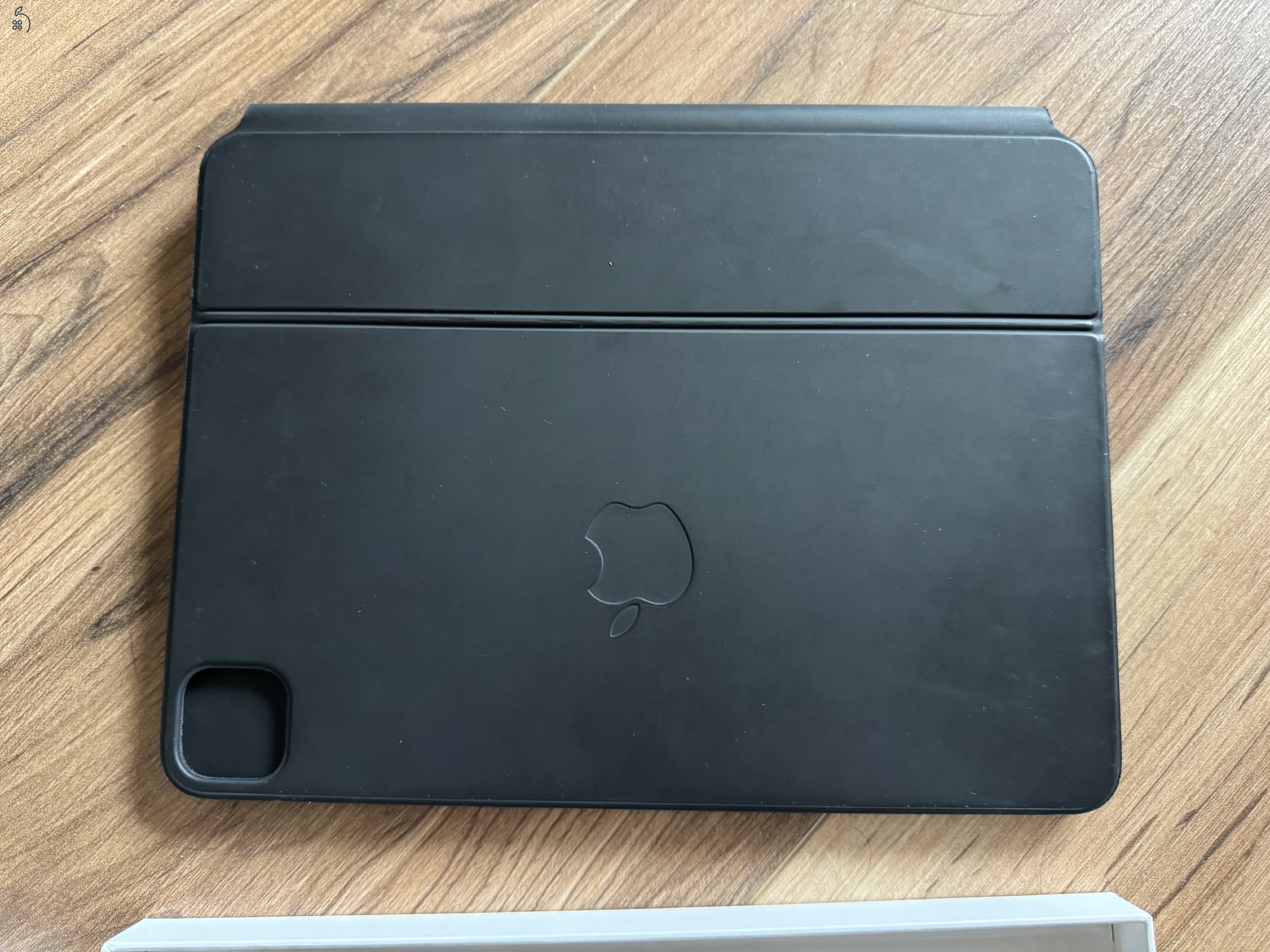 iPad Magic Keyboard 11”