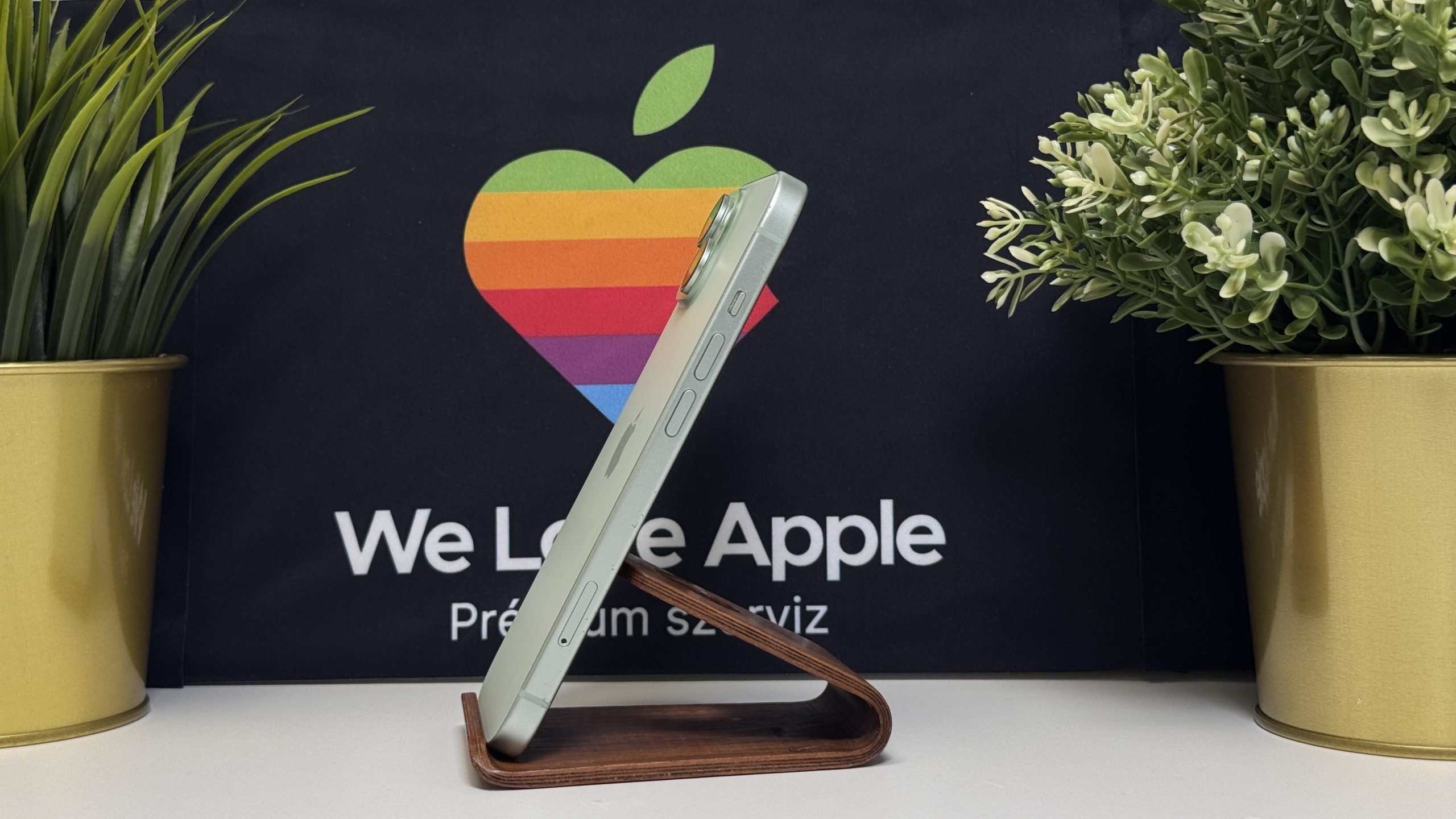 iPhone 15 128GB, Zöld, Független, Számla, 2 Év Garancia, 92%