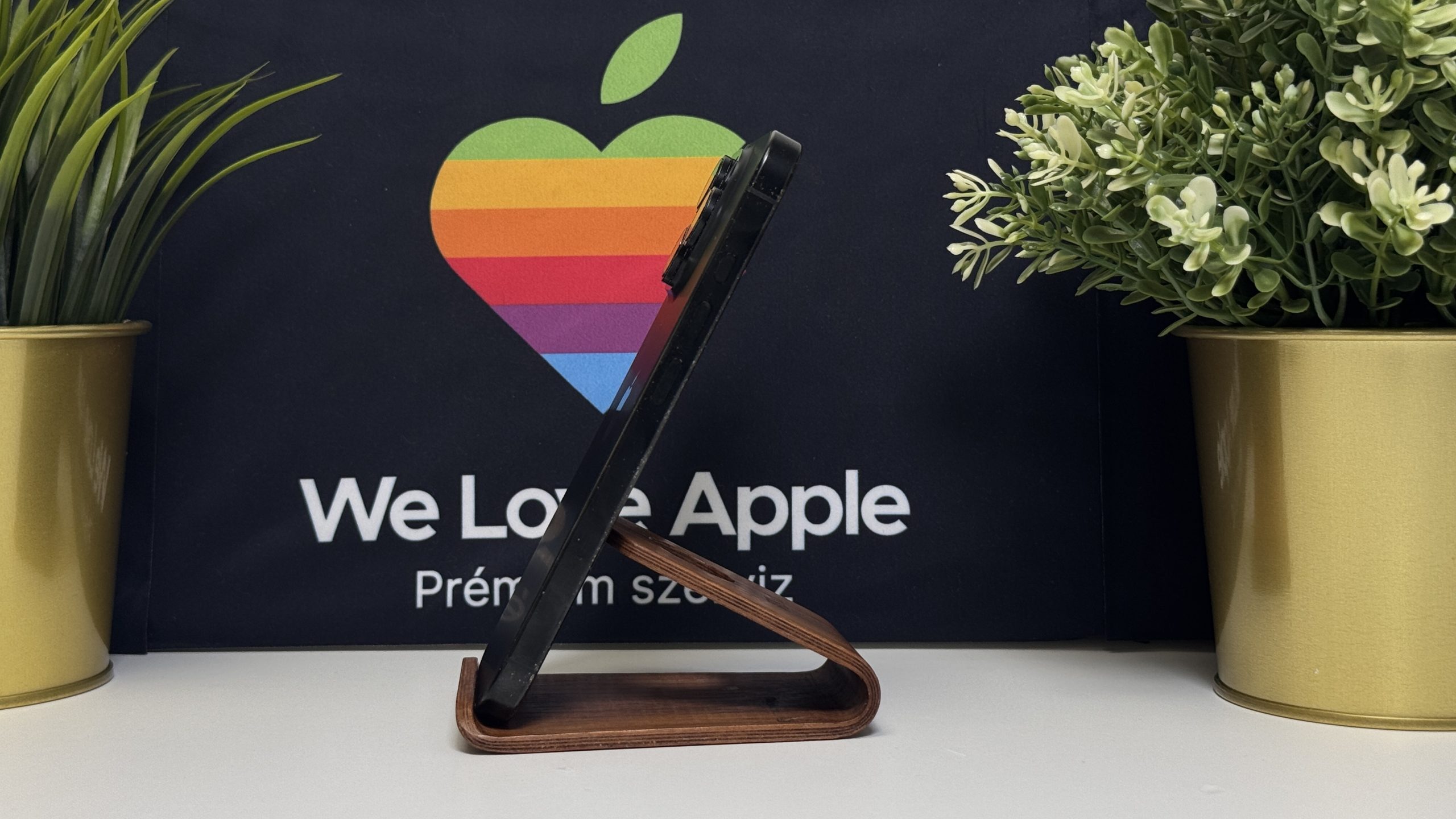 iPhone 16 Pro 128GB, Fekete Titán, Független, Számla, 2 Év Garancia, 100%