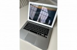 MacBook Air 13” 2017 – i5 / 8 GB RAM / 128 GB SSD