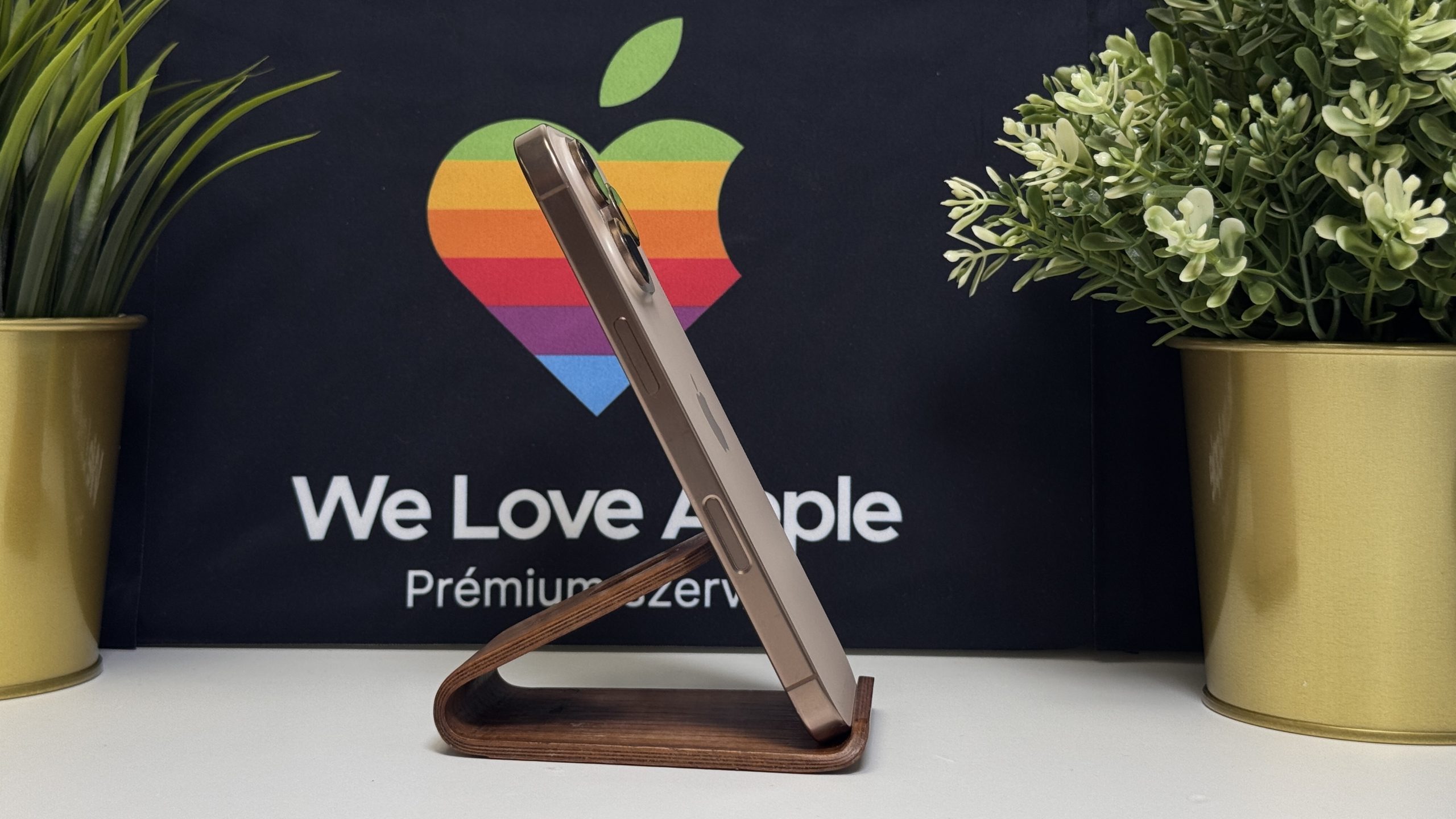 iPhone 16 Pro 256GB, Sivatagszínű Titán, Független, Számla, 2 Év Garancia, 88%