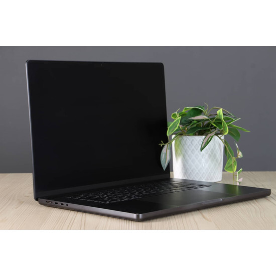 Használt Apple MacBook Pro 16
