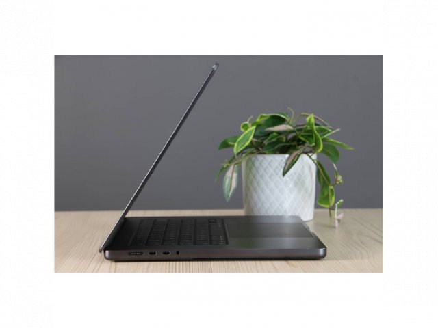Használt Apple MacBook Pro 16