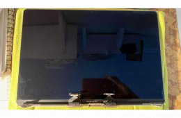 MacBook Pro 2019 Space Gray 16'' kijelző