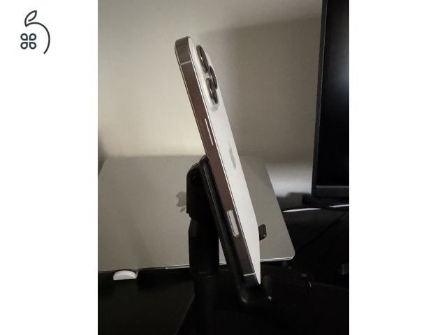 iPhone 16 pro max Fehér Titán 