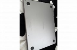 Eladó MacBook Pro 14 M1 Pro 10 CPU / 16 GPU / 32 GB RAM / 512 GB SSD / Space Gray