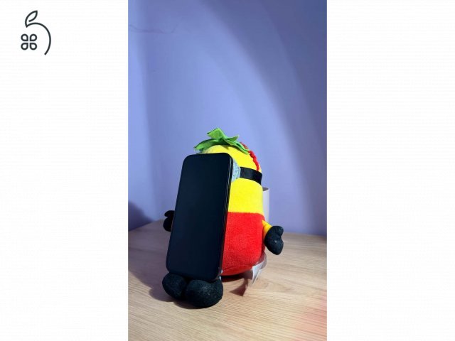 Eladó Iphone 15 128GB Black.