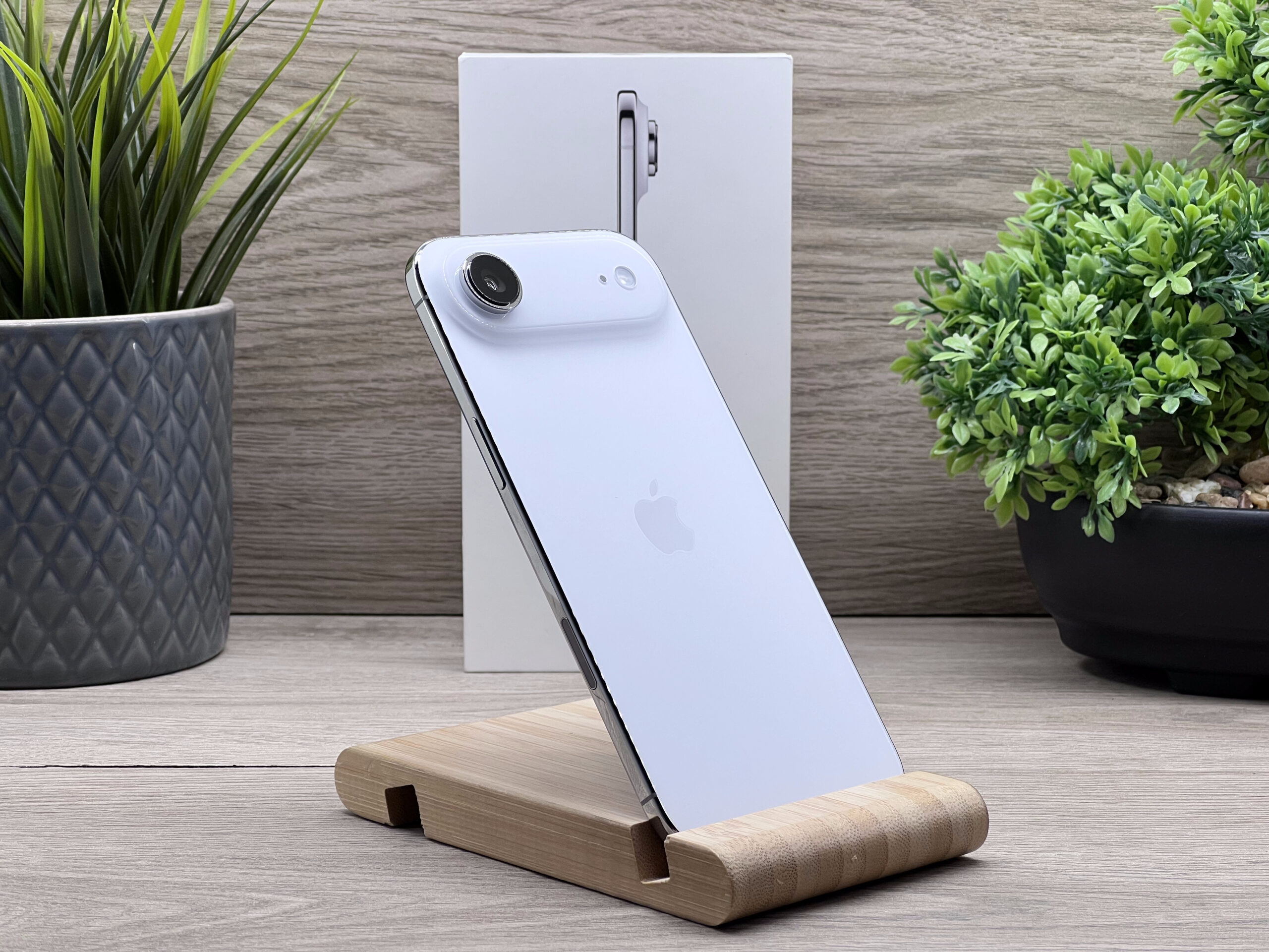 Hibátlan iPhone Air 256 GB 2 ÉV Garanciával 100% 2028-ig Apple Garancia