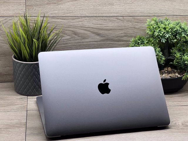 MacBook Pro 2020 M1 13” 1Tb 16GB 2 ÉV Garanciával