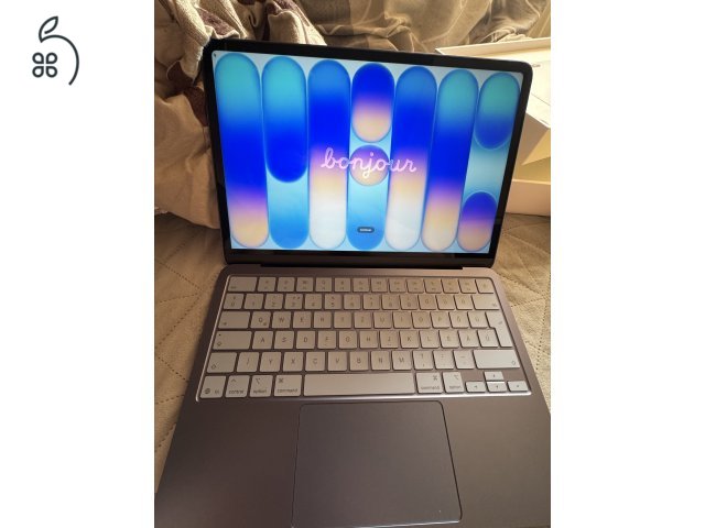Apple Maxbook Neo 256 GB 13”