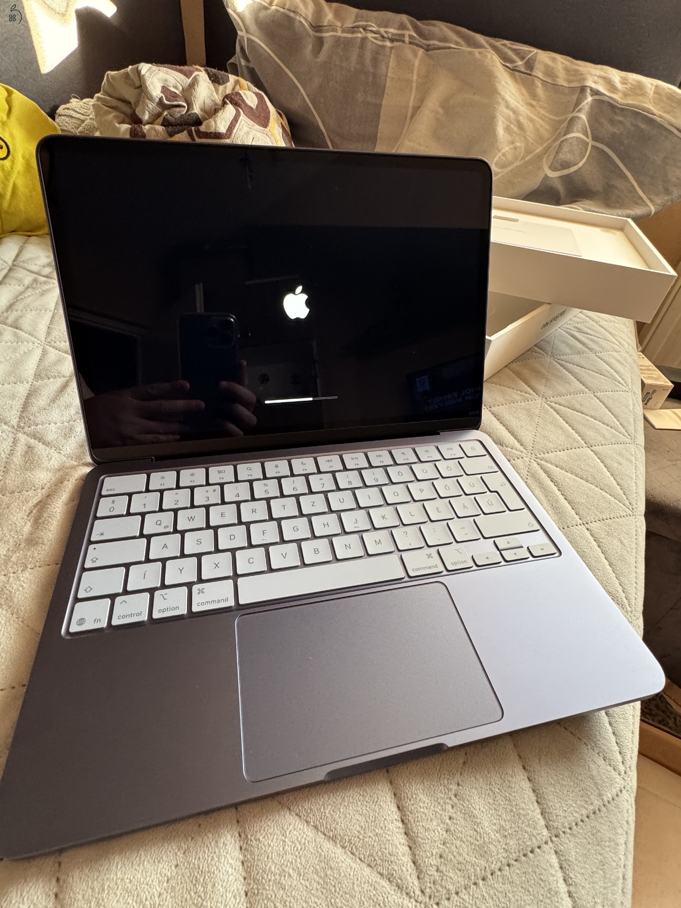 Apple Maxbook Neo 256 GB 13”