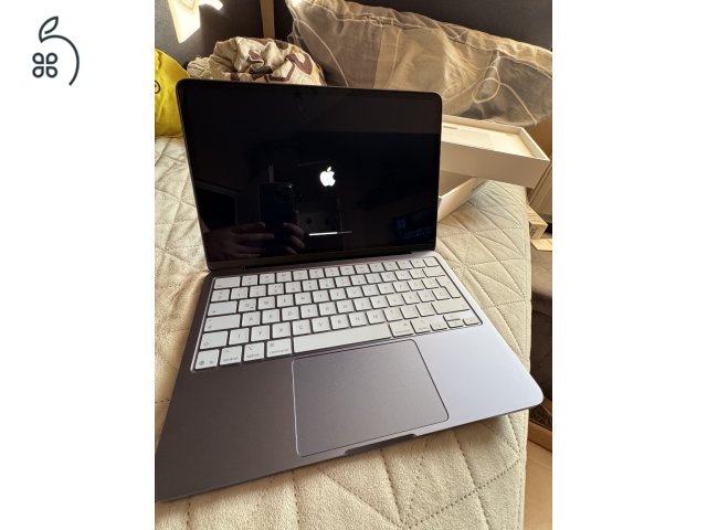 Apple Maxbook Neo 256 GB 13”