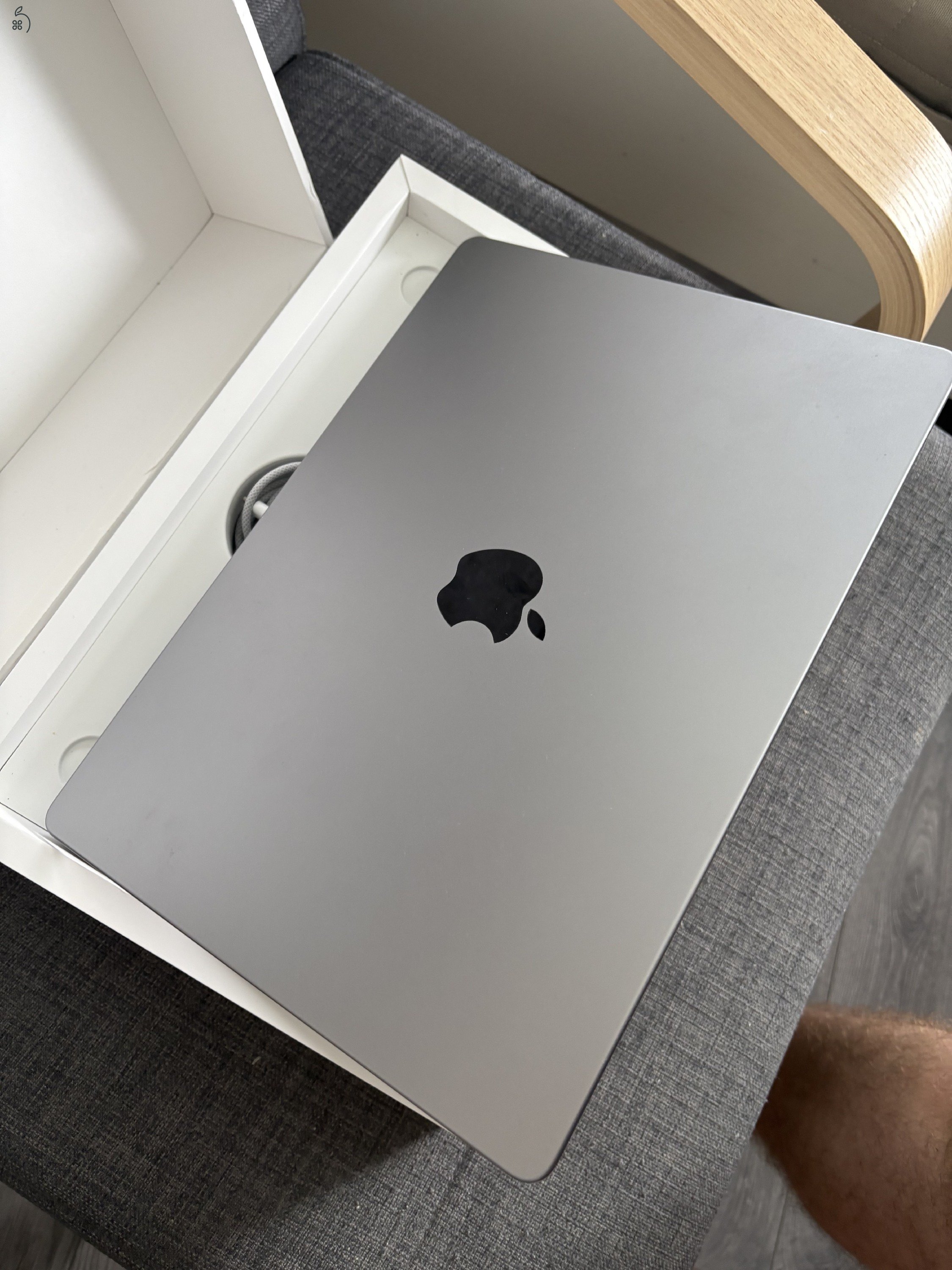 Eladó a 2023-as MacBook Pro 14