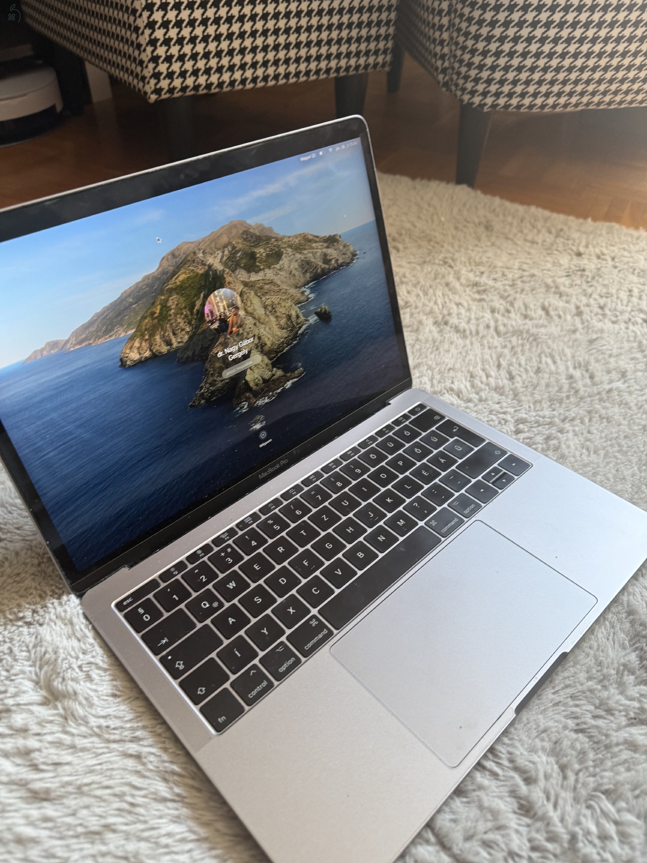 Eladó Apple MacBook Pro 13” (2017) – Friss akkumulátorral, megkímélt állapotban!
