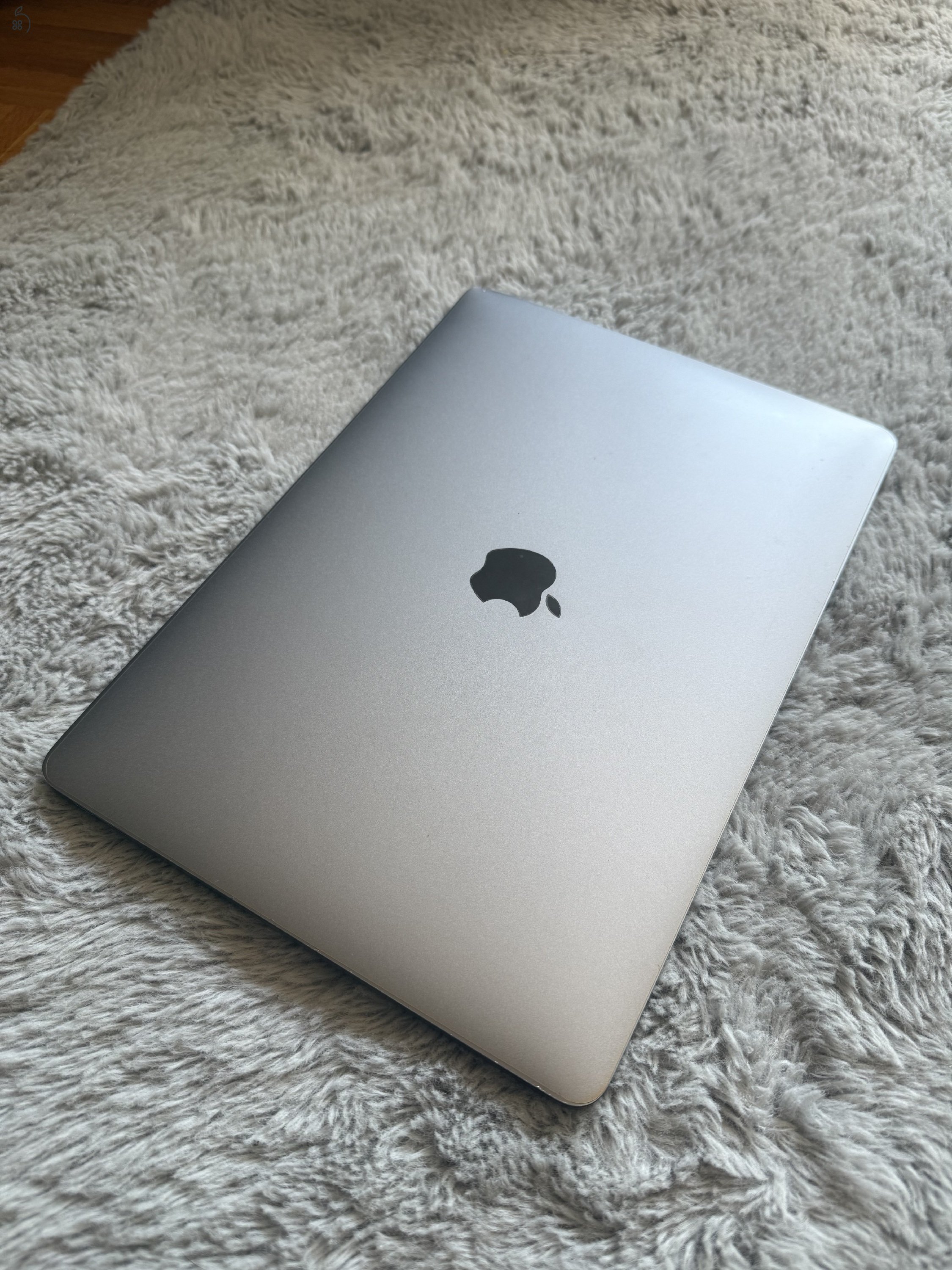 Eladó Apple MacBook Pro 13” (2017) – Friss akkumulátorral, megkímélt állapotban!