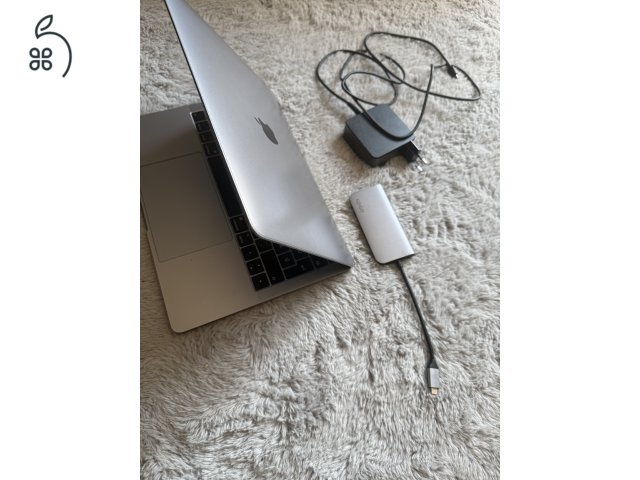 Eladó Apple MacBook Pro 13” (2017) – Friss akkumulátorral, megkímélt állapotban!