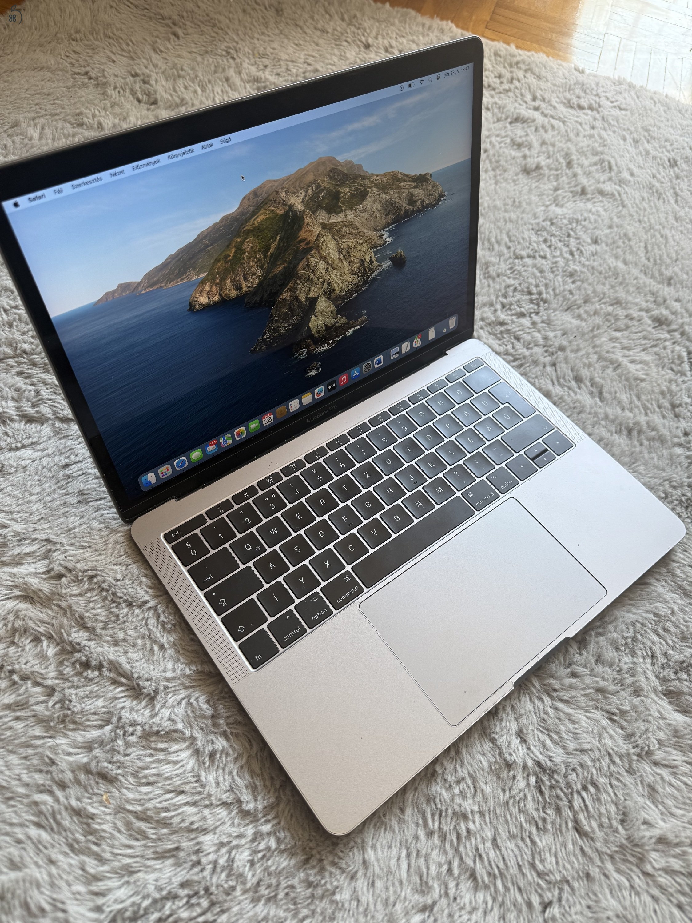 Eladó Apple MacBook Pro 13” (2017) – Friss akkumulátorral, megkímélt állapotban!