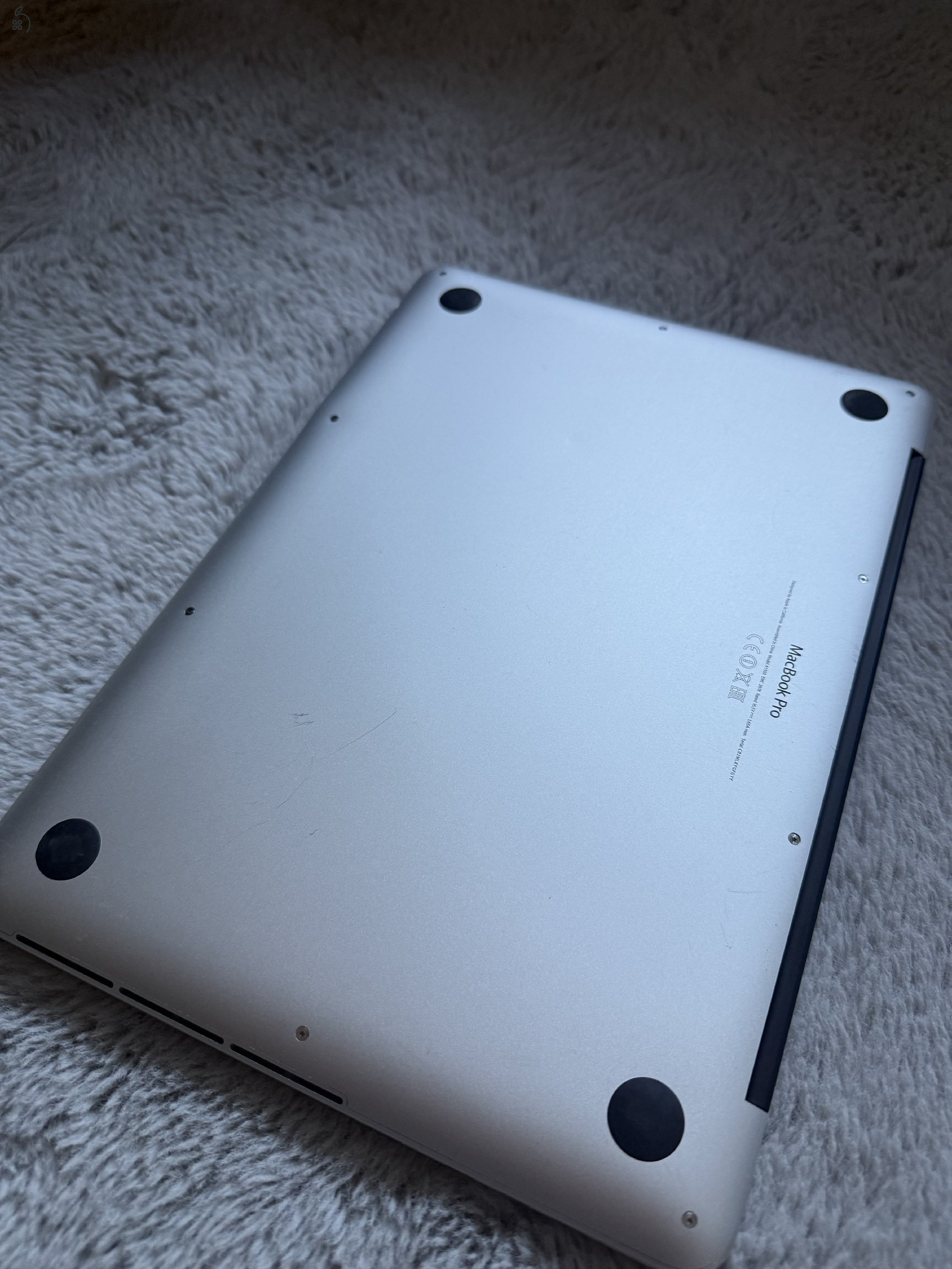 Eladó Apple MacBook Pro Retina 13” (2013 vége) – Friss akkumulátorral, megkímélt állapotban!