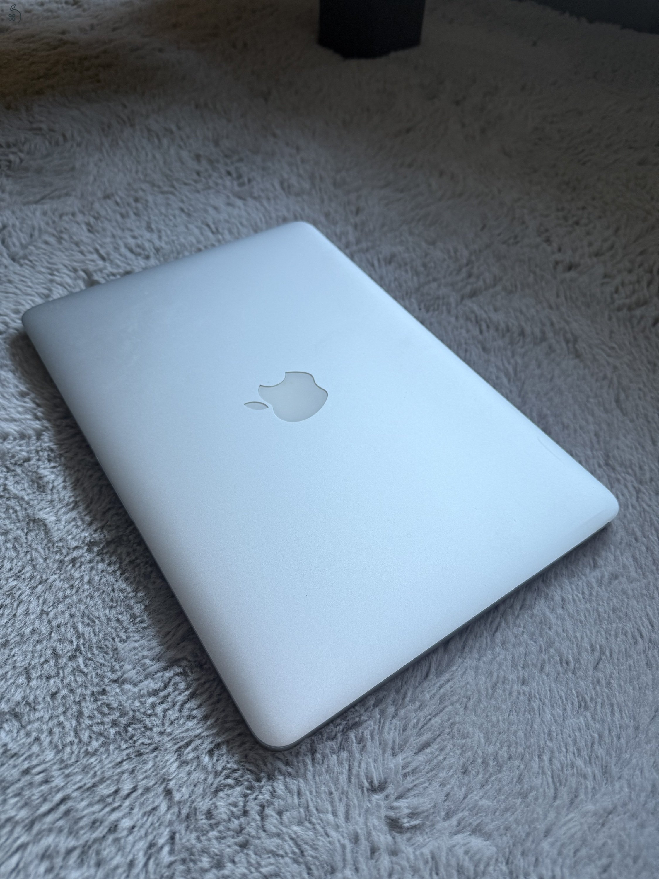 Eladó Apple MacBook Pro Retina 13” (2013 vége) – Friss akkumulátorral, megkímélt állapotban!