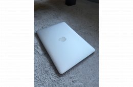Eladó Apple MacBook Pro Retina 13” (2013 vége) – Friss akkumulátorral, megkímélt állapotban!