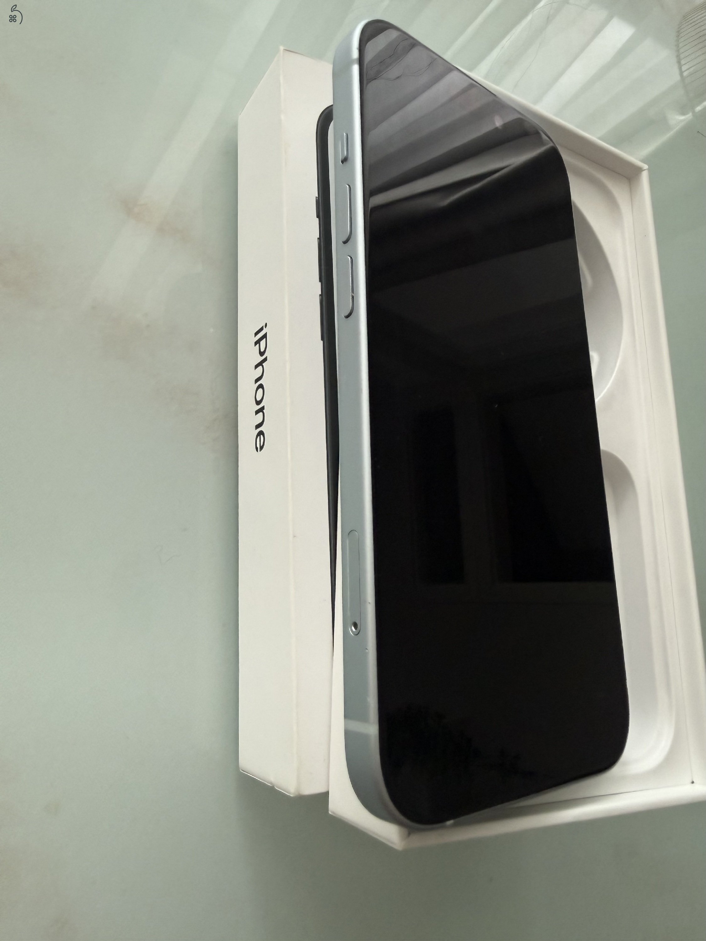 Iphone 15 128 GB - 88% akku