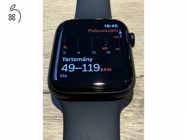 Új Apple Watch SE 3  közel két év garanciával eladó