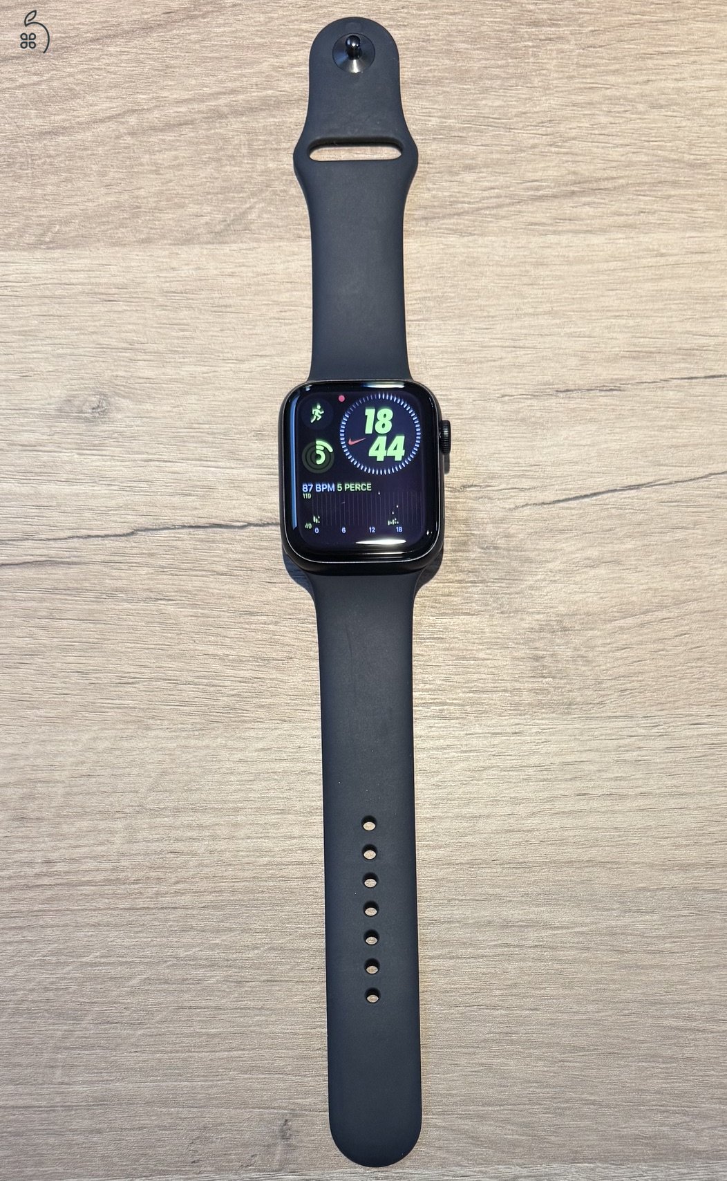 Új Apple Watch SE 3  közel két év garanciával eladó