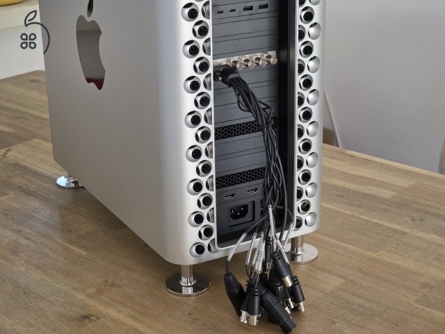 Újszerű Apple MacPro 2019 + Afterburner + Decklink 4K stúdiómunkára