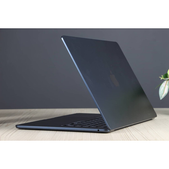 Használt Apple Macbook Air 15