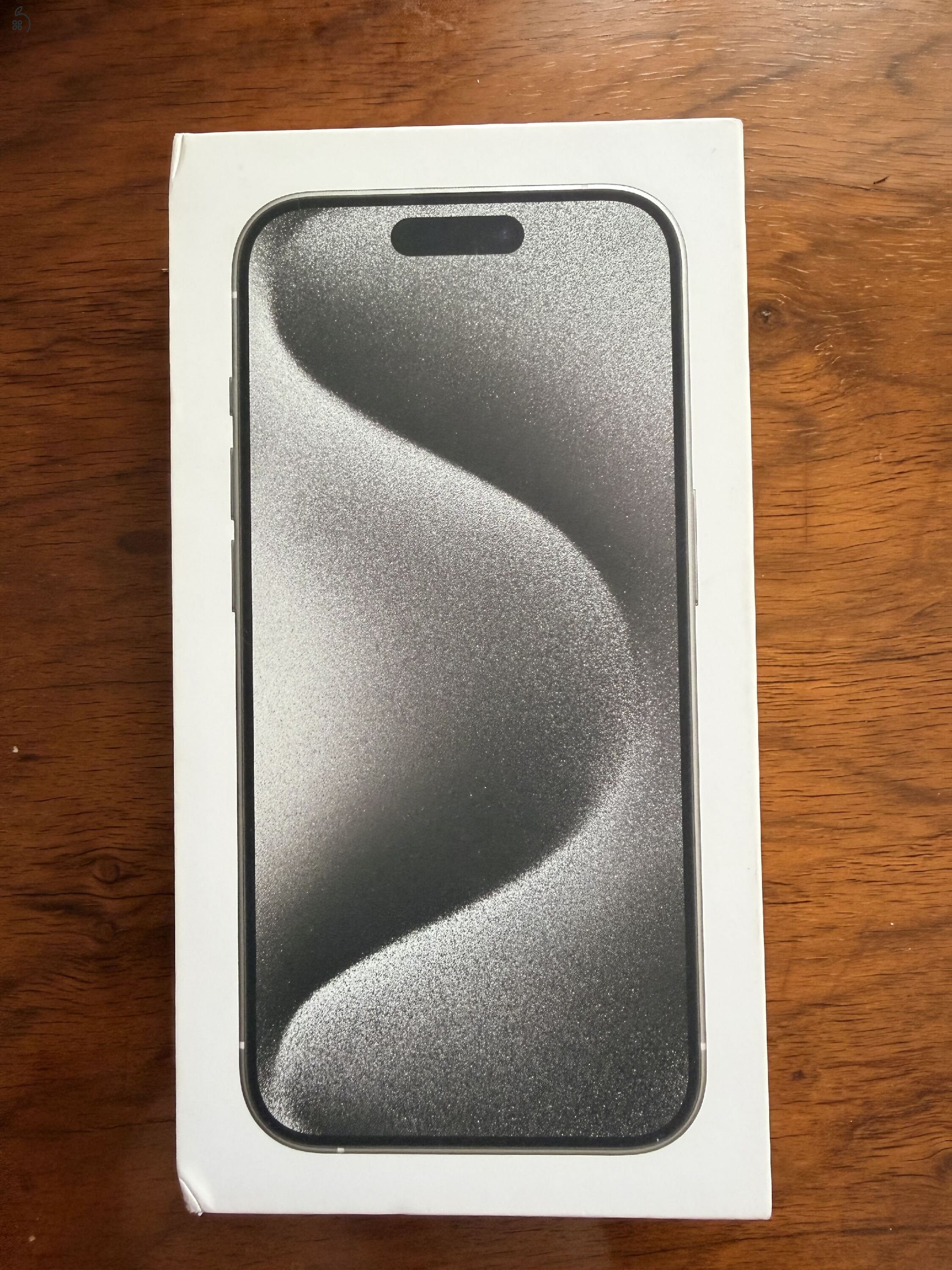 iPhone 15 Pro 128GB 100% akkumulátor