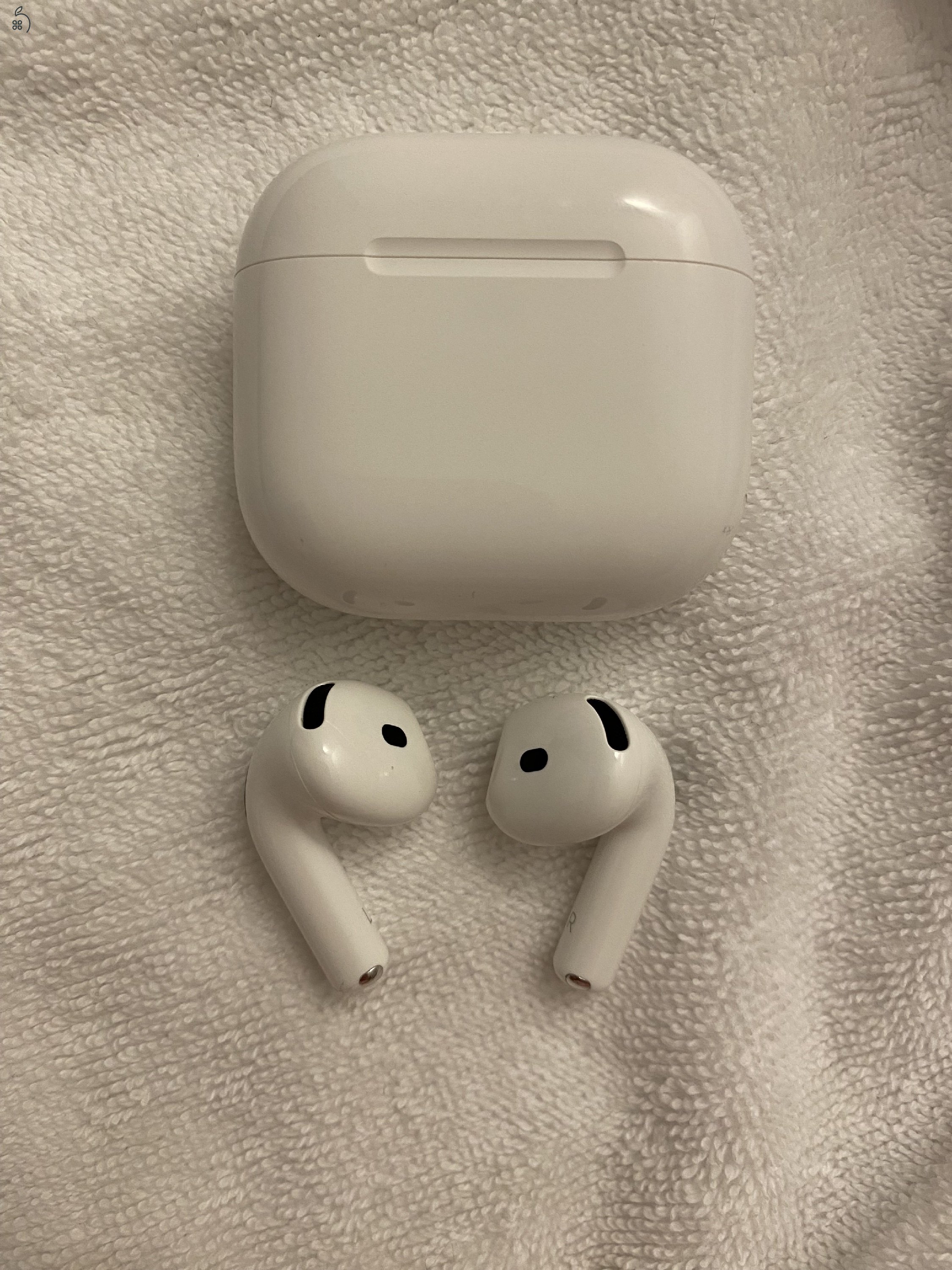 Apple AirPods 4 (ANC) – 1 hónapos, garanciás, hibátlan, EREDETI!!!!!!!