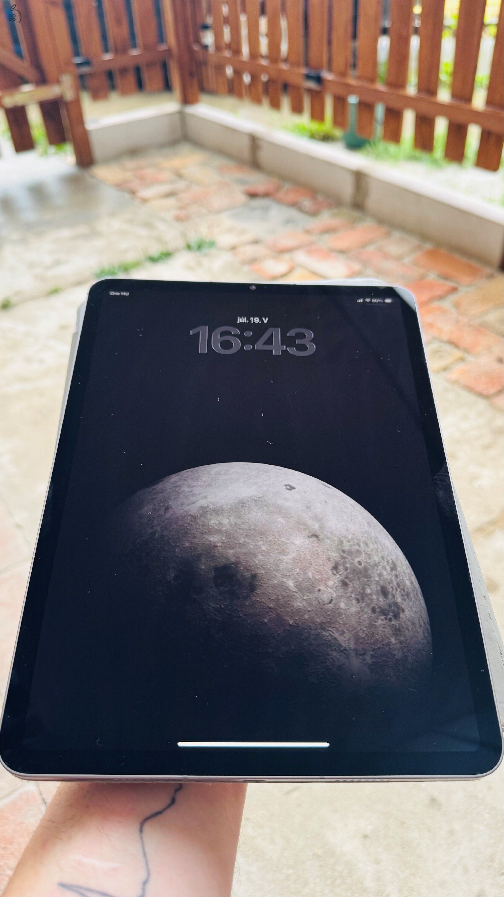 iPad Pro 11 4th Gen M2 128Gb wifi+cellular + smart tok