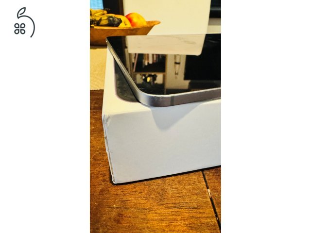 iPad Pro 11 4th Gen M2 128Gb wifi+cellular + smart tok