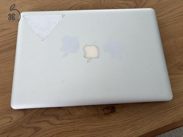 MacBook Pro 15 Late 2011 2.2Ghz négymagos i7 / 8 GB RAM / 128GB SSD / dGPU leválasztva