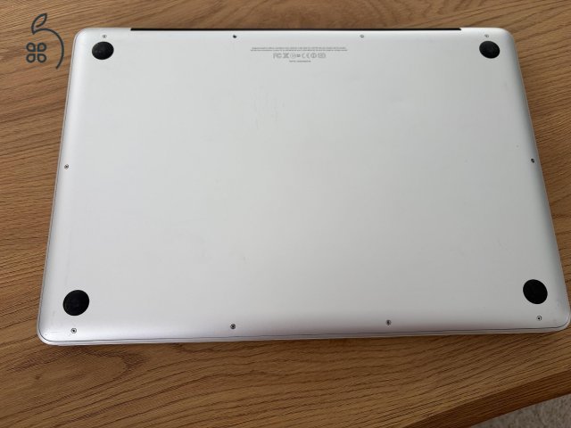 MacBook Pro 15 Late 2011 2.2Ghz négymagos i7 / 8 GB RAM / 128GB SSD / dGPU leválasztva