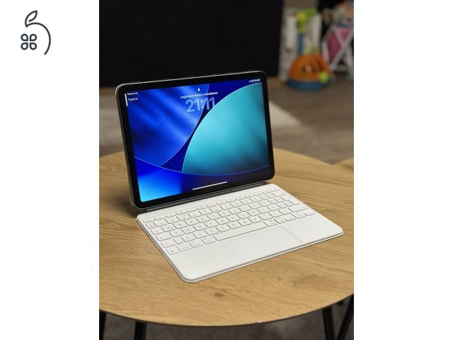 Eladó makulátlan iPad Air 11