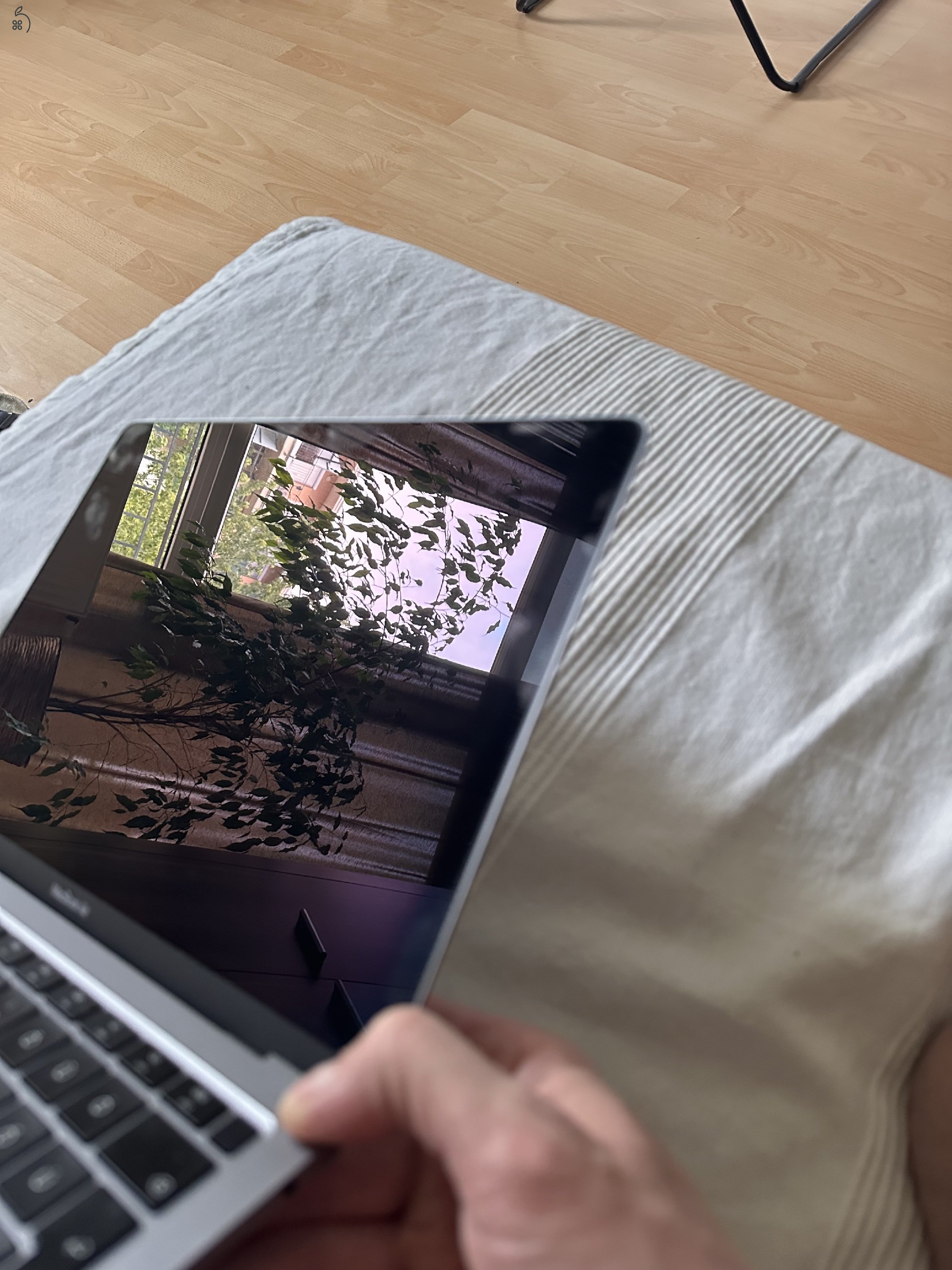 Eladó MacBook Air 2020 retina 13,3