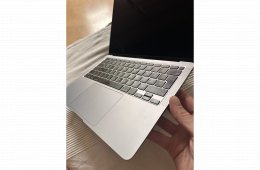 Eladó MacBook Air 2020 retina 13,3
