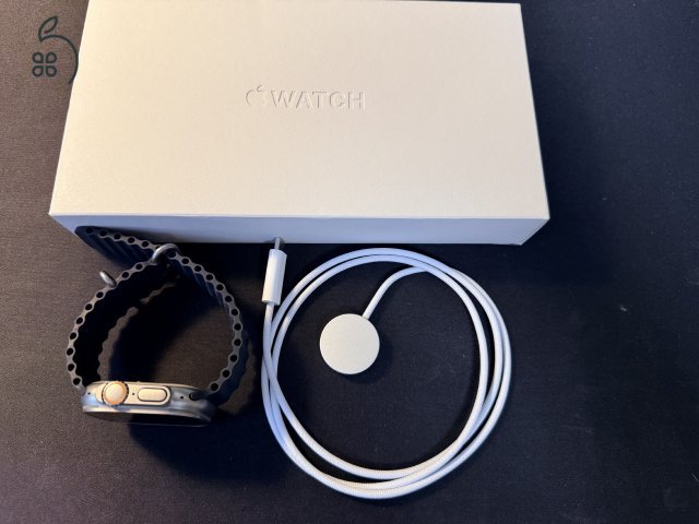 Apple Watch Ultra Midnight Ocean Band szíjjal eladó