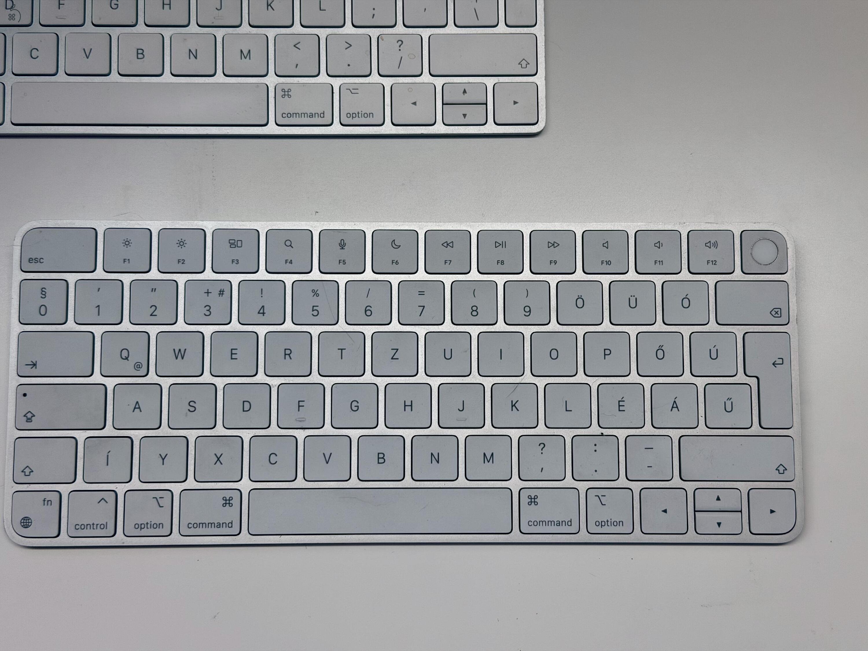  Apple iMac 27” Retina 5K (2017) | 24 GB RAM | 1 TB SSD | Teljes Apple szett