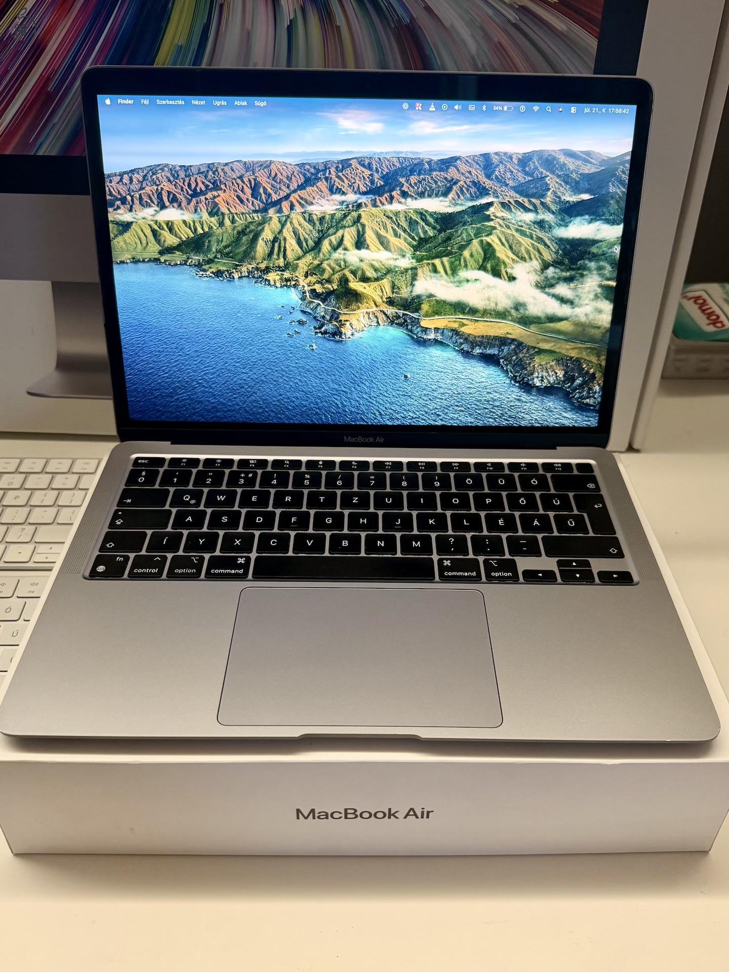 Apple MacBook Air 13” M1 (2020) | 8 GB RAM | 512 GB SSD | Doboz, számla |
