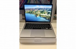 Apple MacBook Air 13” M1 (2020) | 8 GB RAM | 512 GB SSD | Doboz, számla |