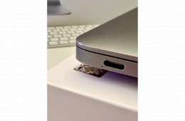 Apple MacBook Air 13” M1 (2020) | 8 GB RAM | 512 GB SSD | Doboz, számla |